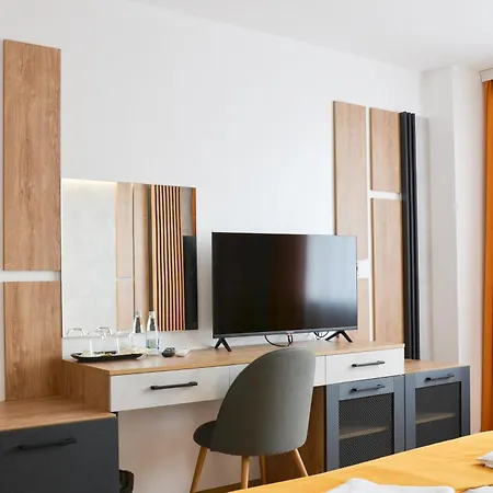 Danchev Otel Slivo Pole